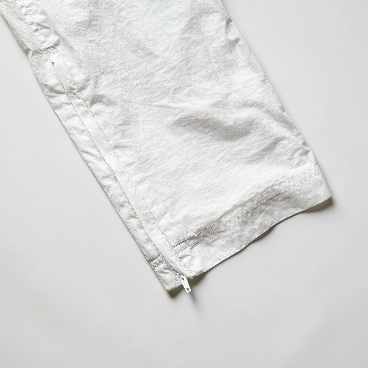 SUPER RARE 2000s Nike Trackpants White *PREMIUM* - (S)