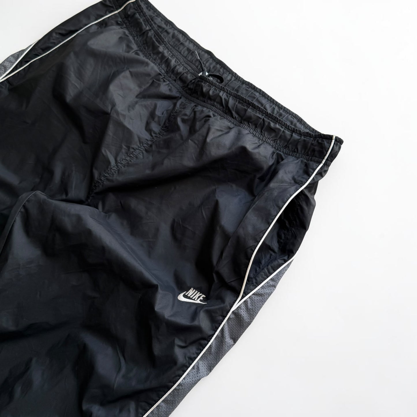 RARE 2000s Nike Baggy Trackpants Black - (L)