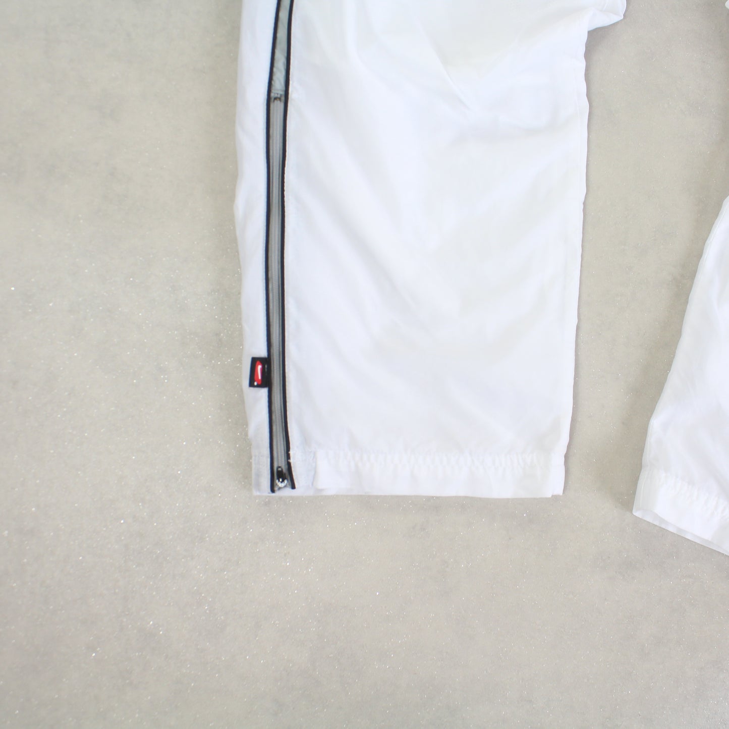 SUPER RARE 2000s Baggy Nike Trackpants White - (L)