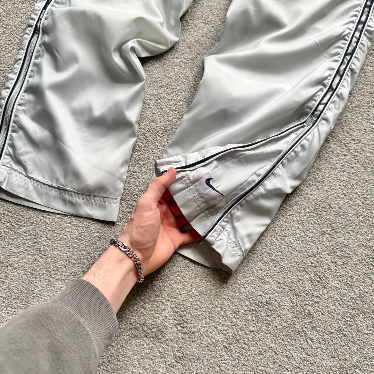 SUPER RARE 2000s Nike Trackpants Grey - (L)