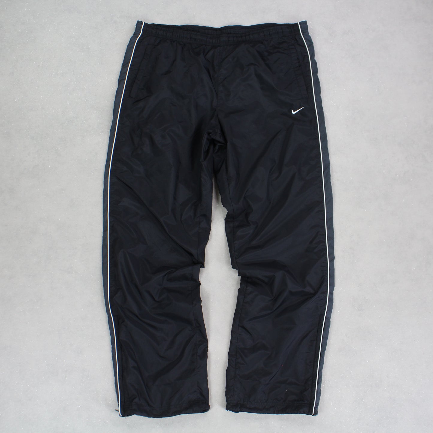 RARE 2000s Baggy Nike Trackpants Black - (M)