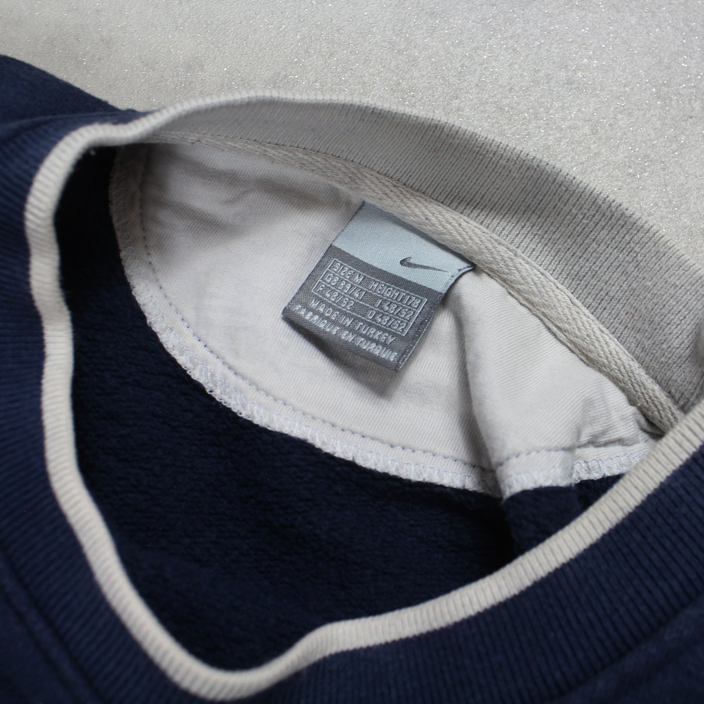 RARE 2000s Heavyweight Nike Sweatshirt Navy - (M)