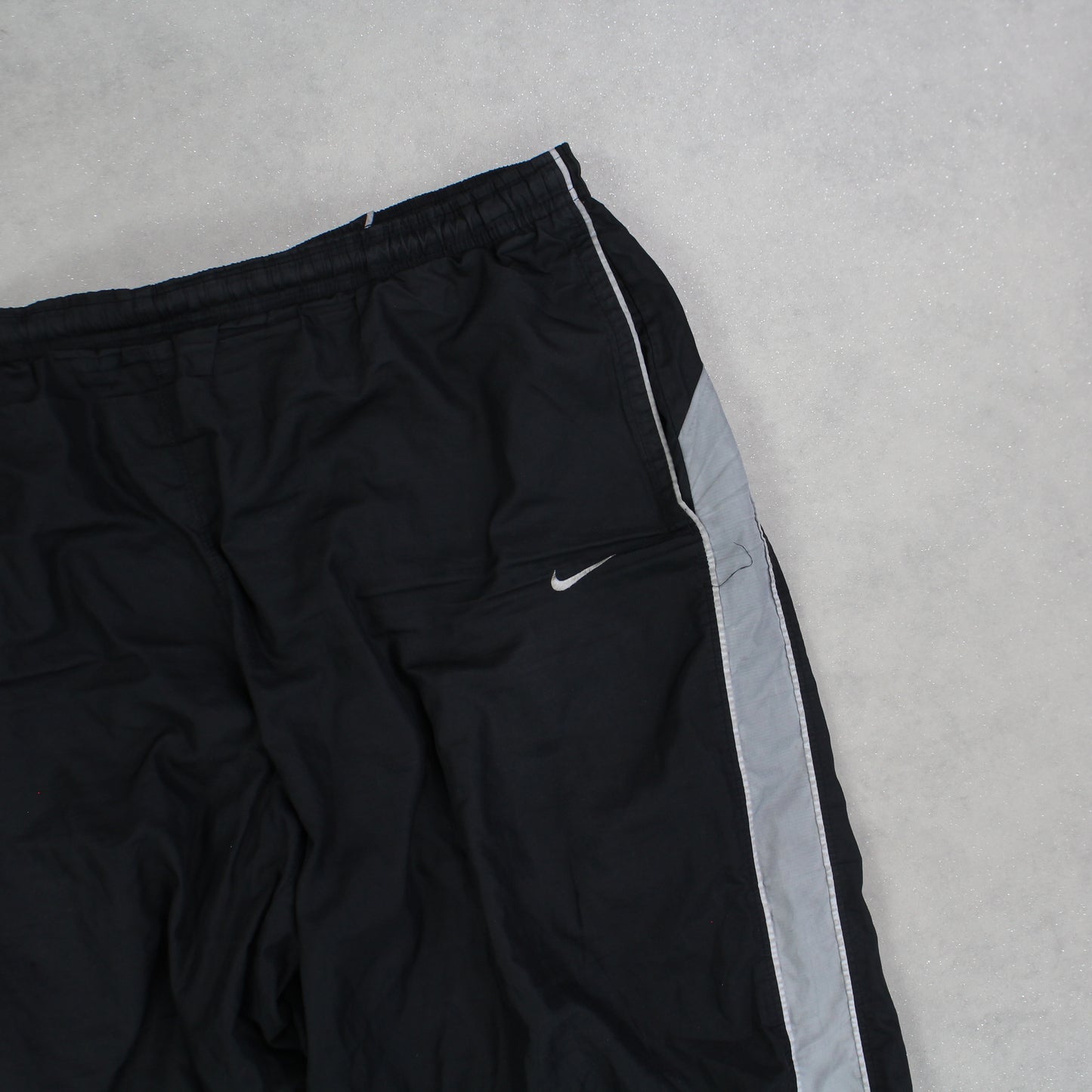 RARE 00s Baggy Nike Trackpants Black - (XL)