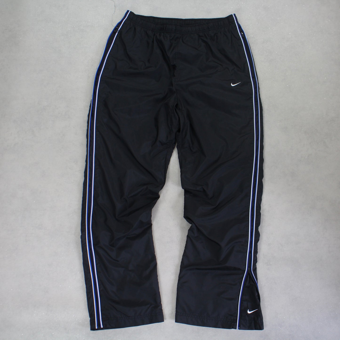 SUPER RARE 2000s Nike Trackpants Black - (L)