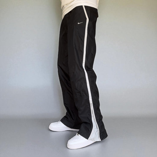 SUPER RARE 2000s Nike Air Max Trackpants Black - (L)