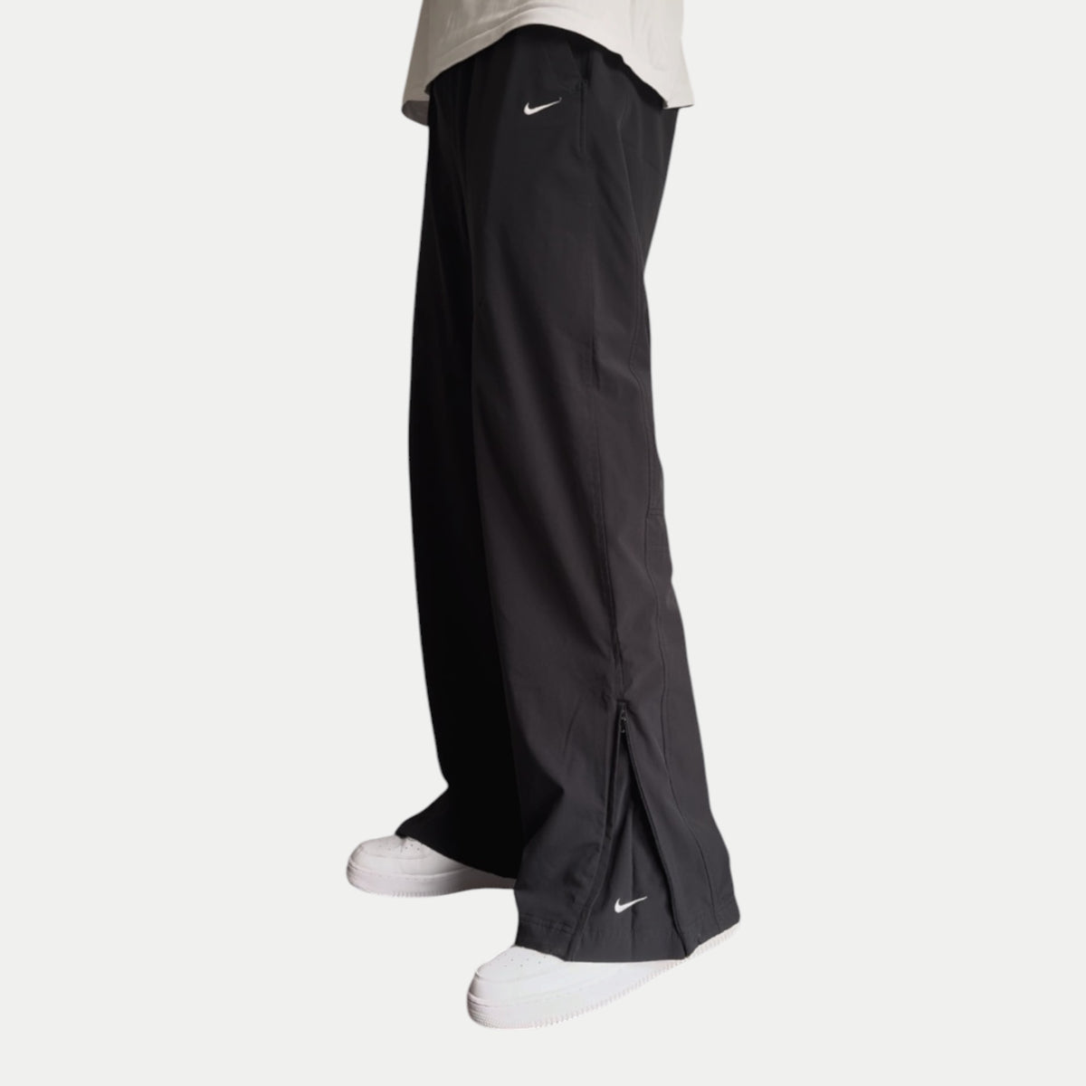 SUPER RARE 2000s Nike Trackpants Grey - (M) | PREMIUM