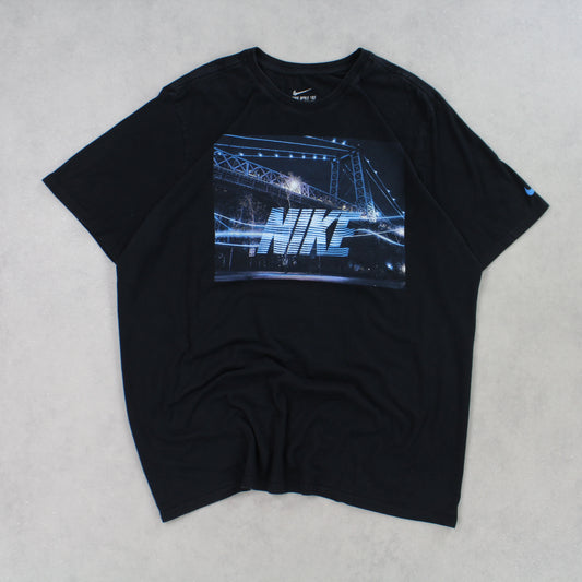 RARE 2000s Nike Graphic T-Shirt Black - (L)