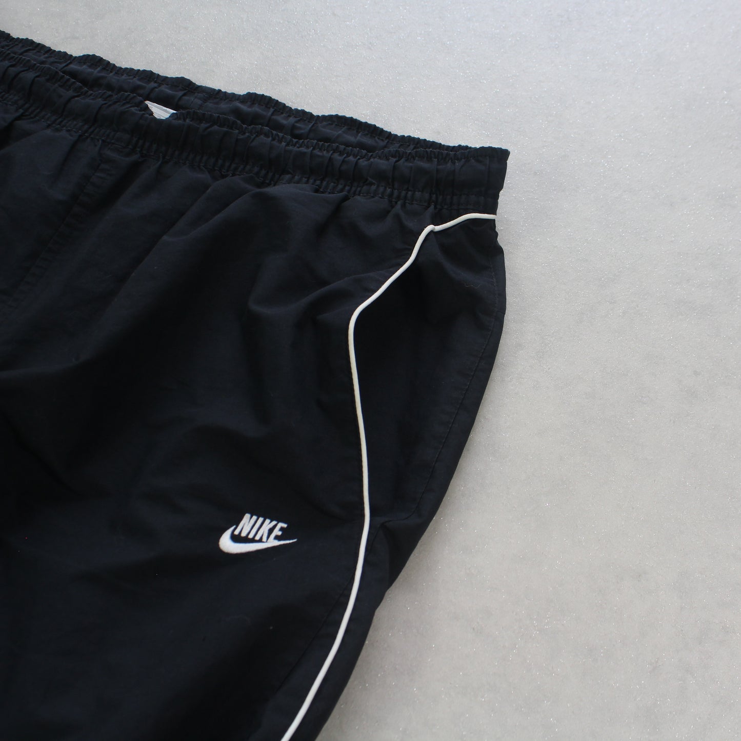 RARE 2000s Nike Trackpants Black - (L)