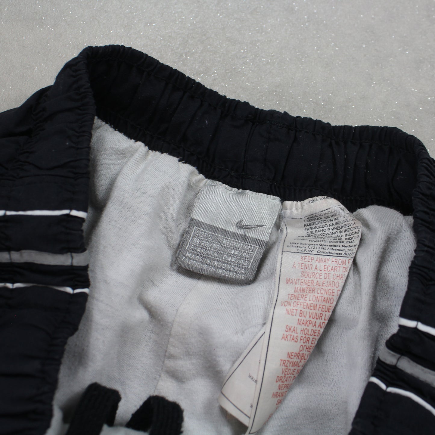 RARE 2000s Nike Trackpants Black - (S)