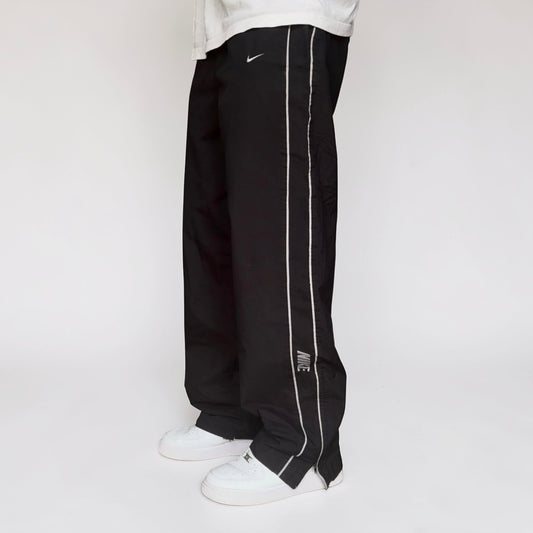 SUPER RARE 2000s Nike Trackpants Black - (L)