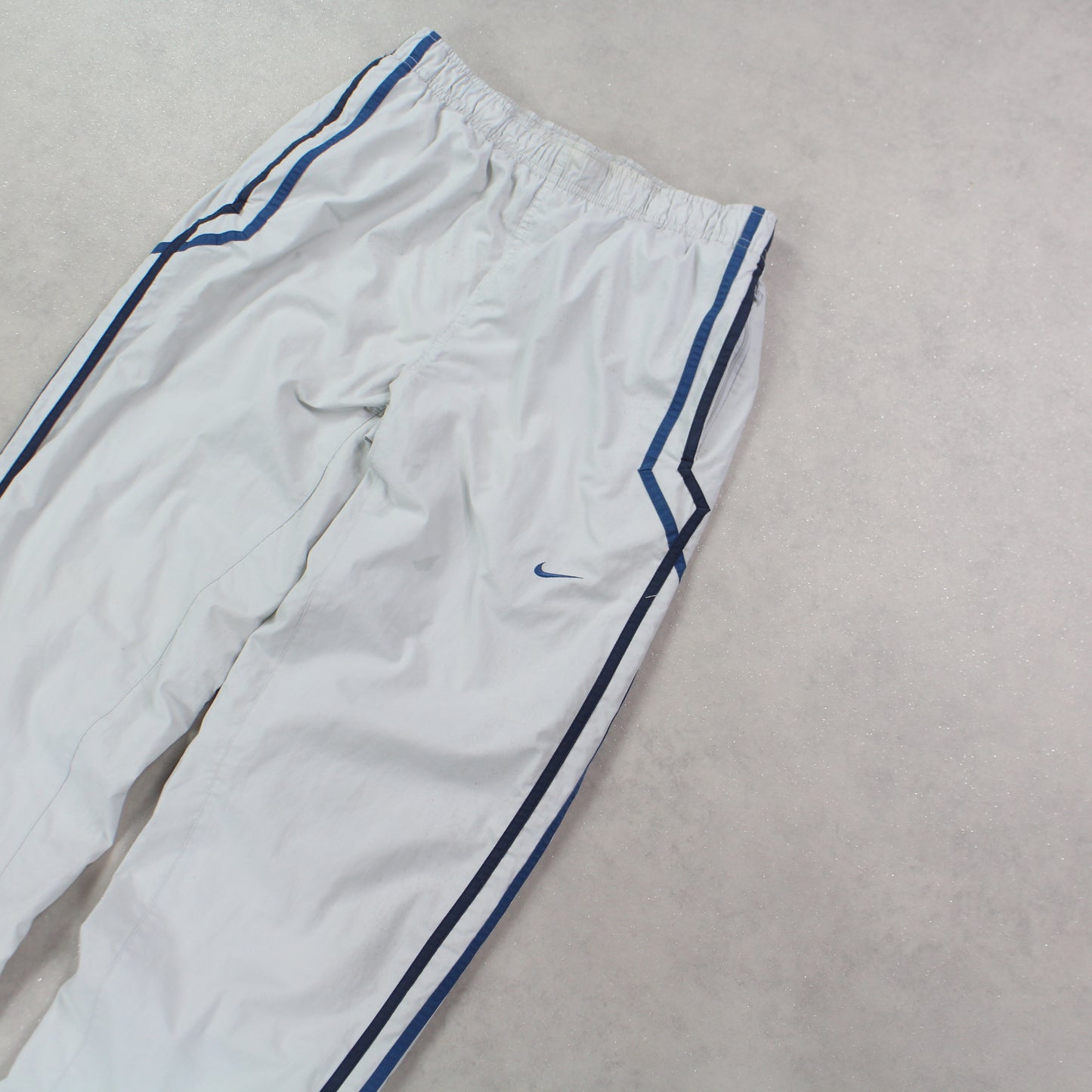 SUPER RARE 00s Nike Trackpants White - (S)