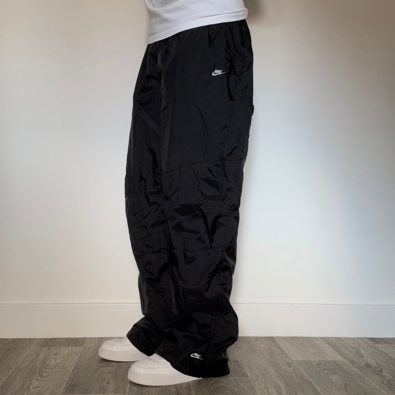 RARE 2000s Baggy Nike Trackpants Black - (L)