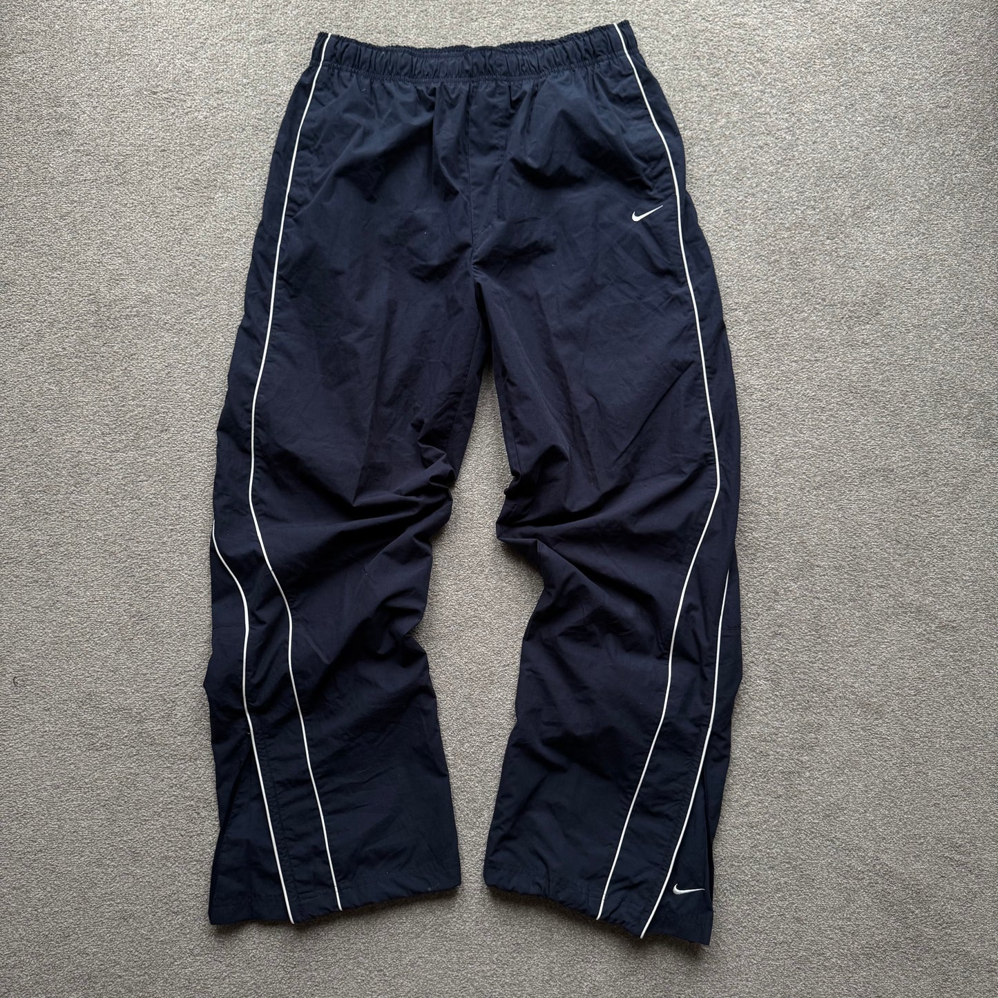 SUPER RARE 2000s Nike Trackpants Navy *PREMIUM* - (L)