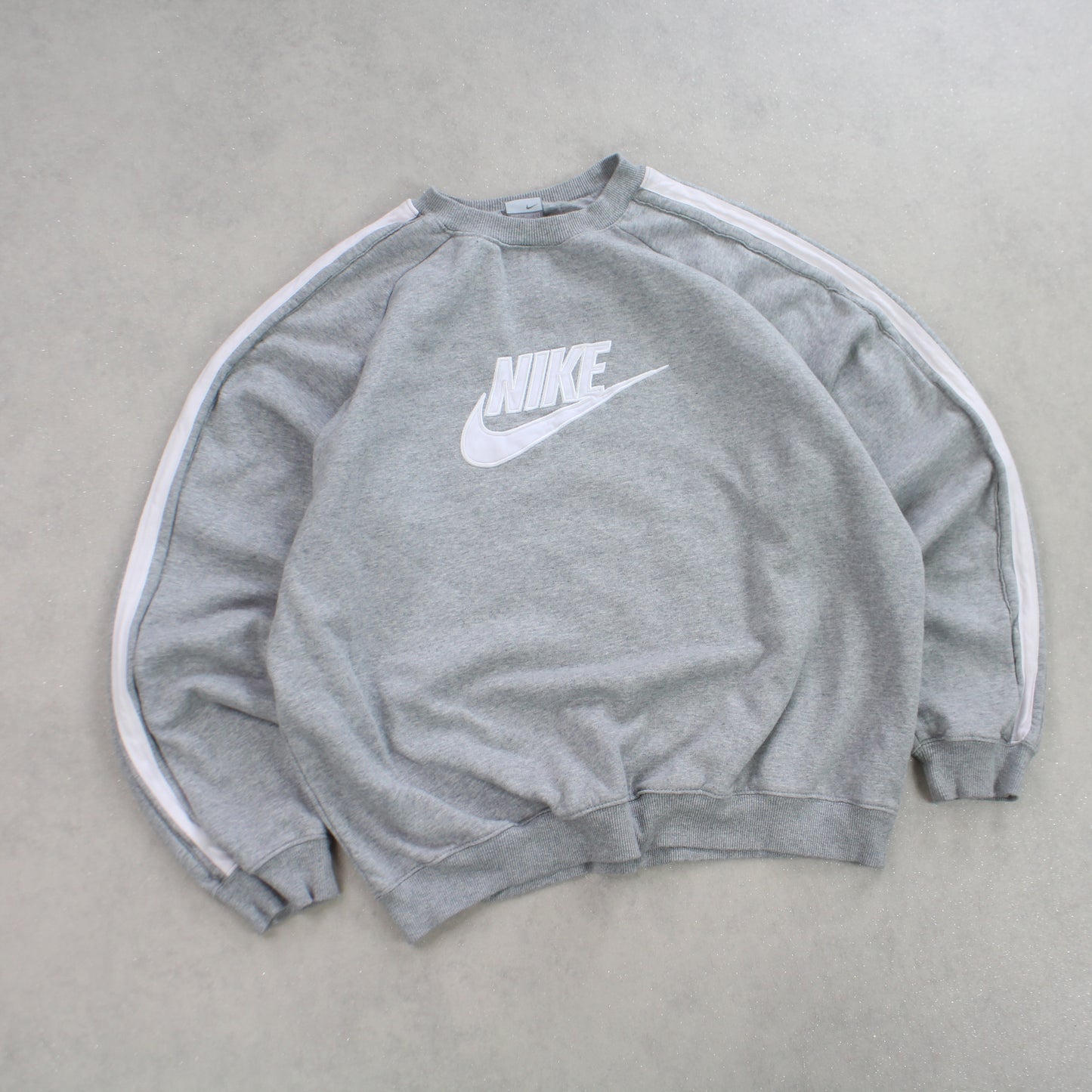 RARE 2000s Nike Sweatshirt Grey - (M)