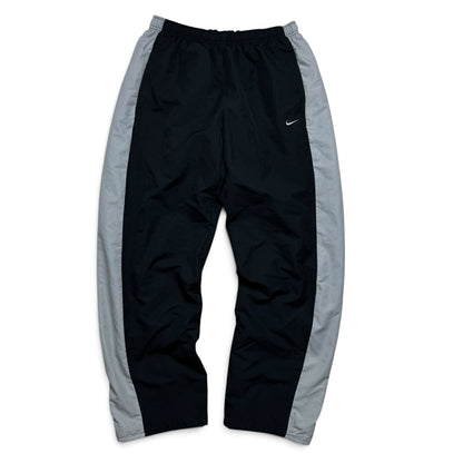 RARE Survêtement Nike Années 2000 Noir - (L)