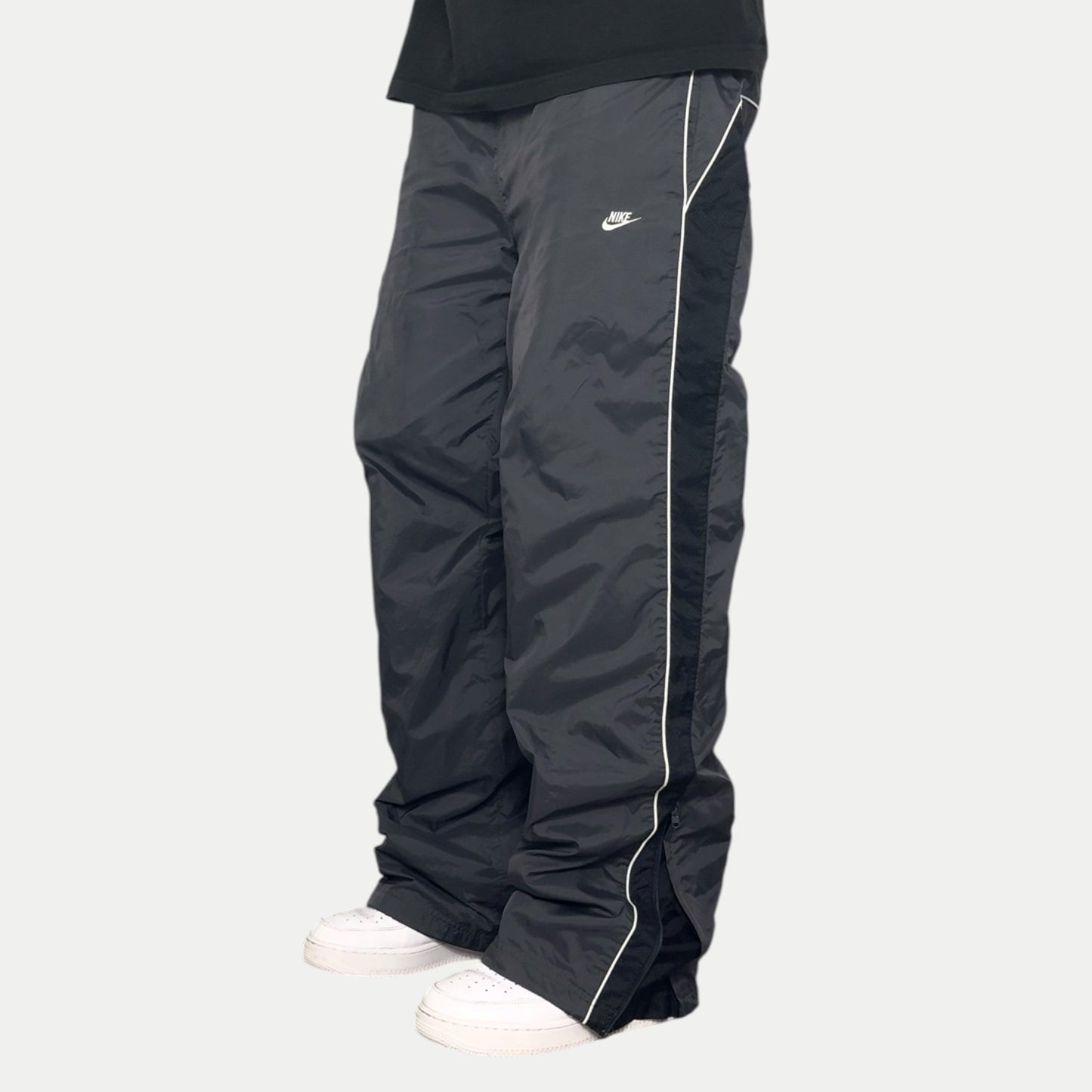 SUPER RARE 2000s Baggy Nike Trackpants Grey *PREMIUM* - (L)