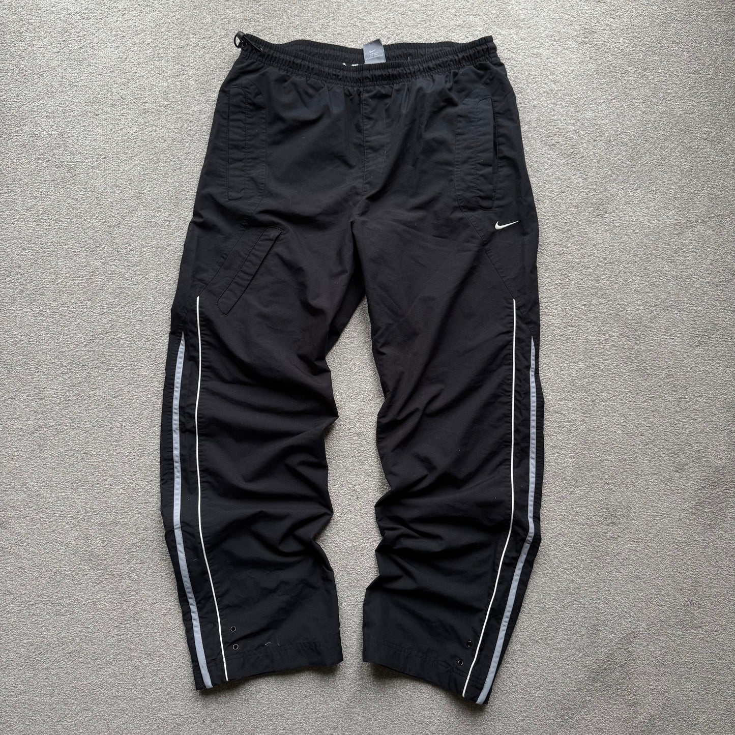 RARE 2000s Nike Trackpants Black - (M/L)