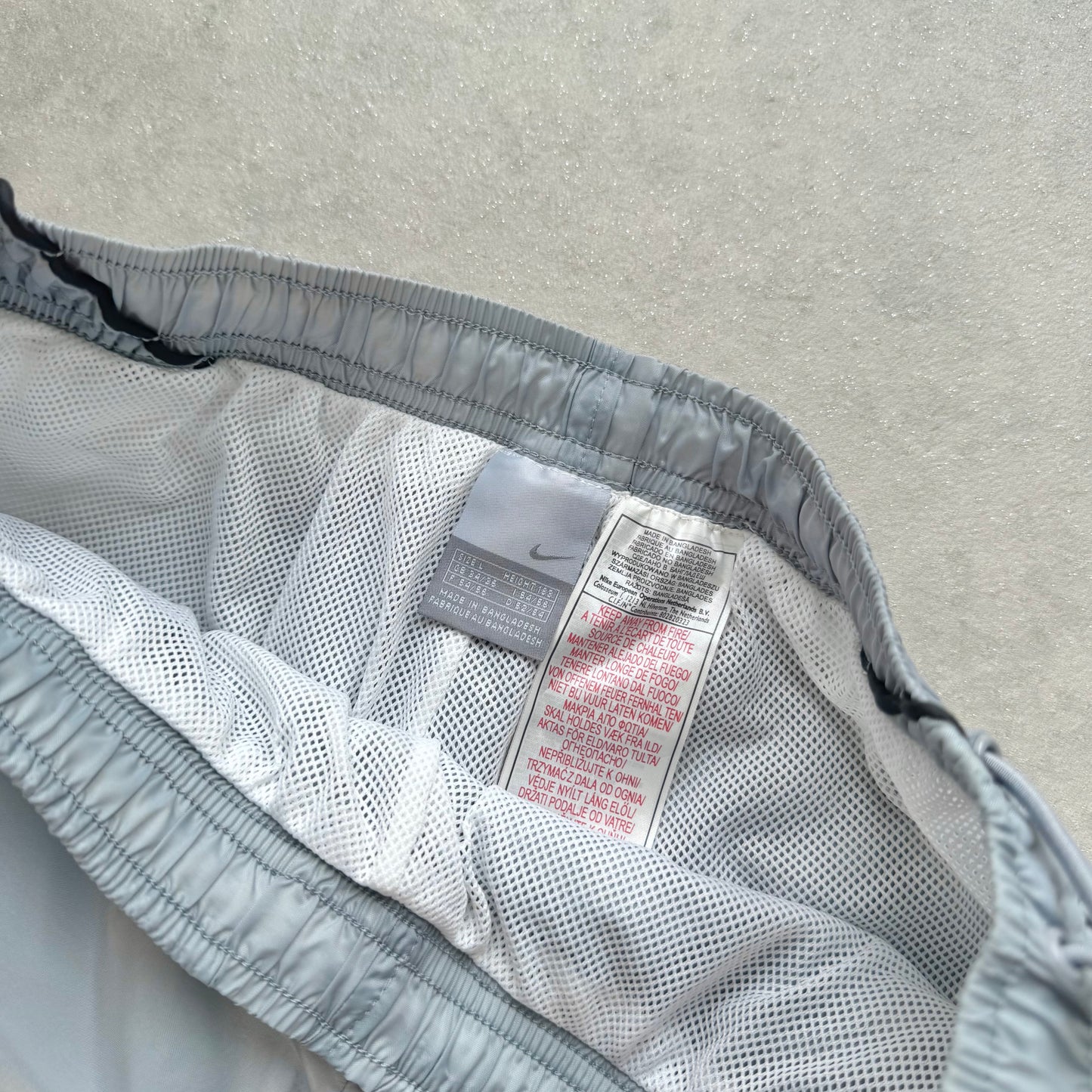 SUPER RARE 2000s Nike Trackpants Grey - (L)