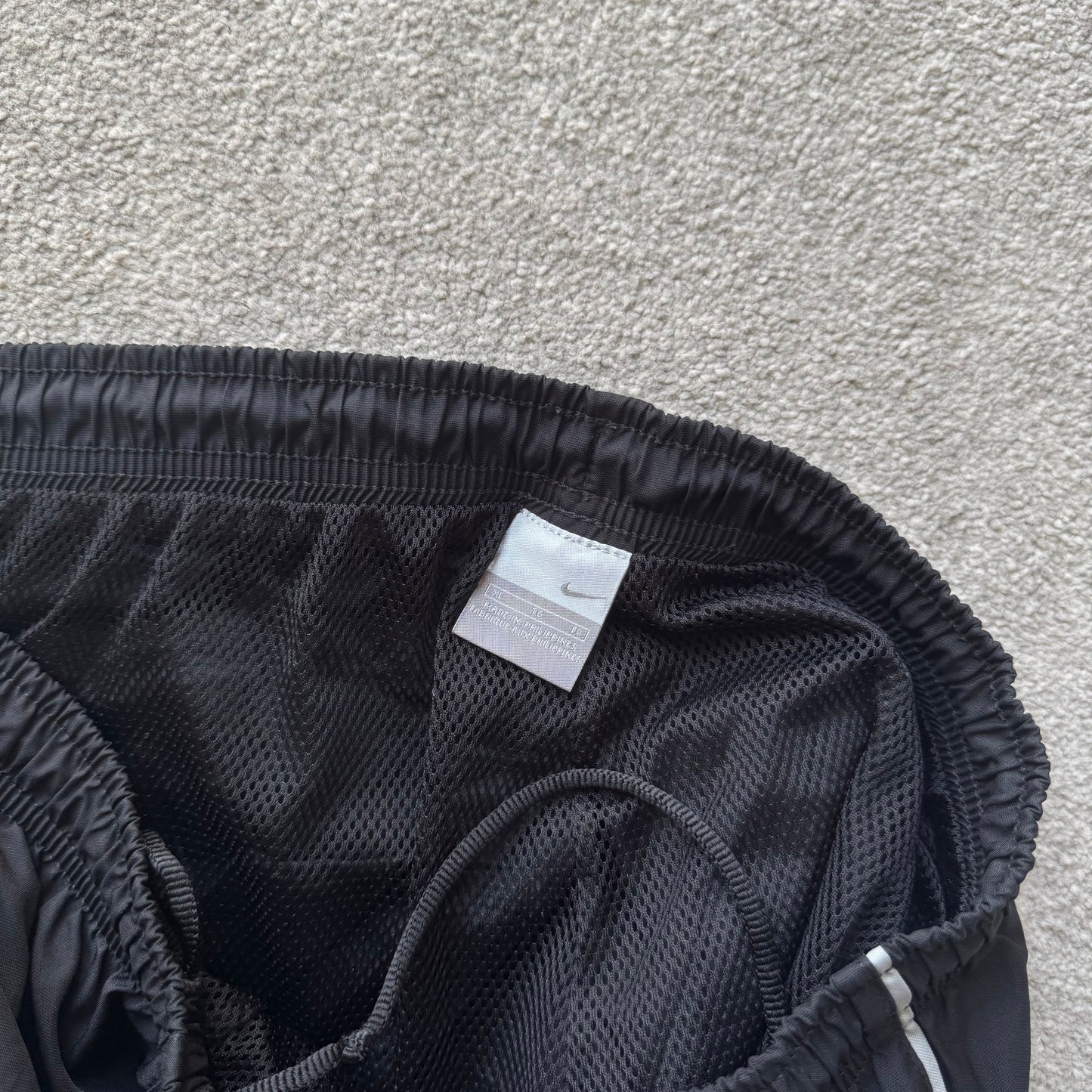 RARE 2000s Baggy Nike Trackpants Black - (L)