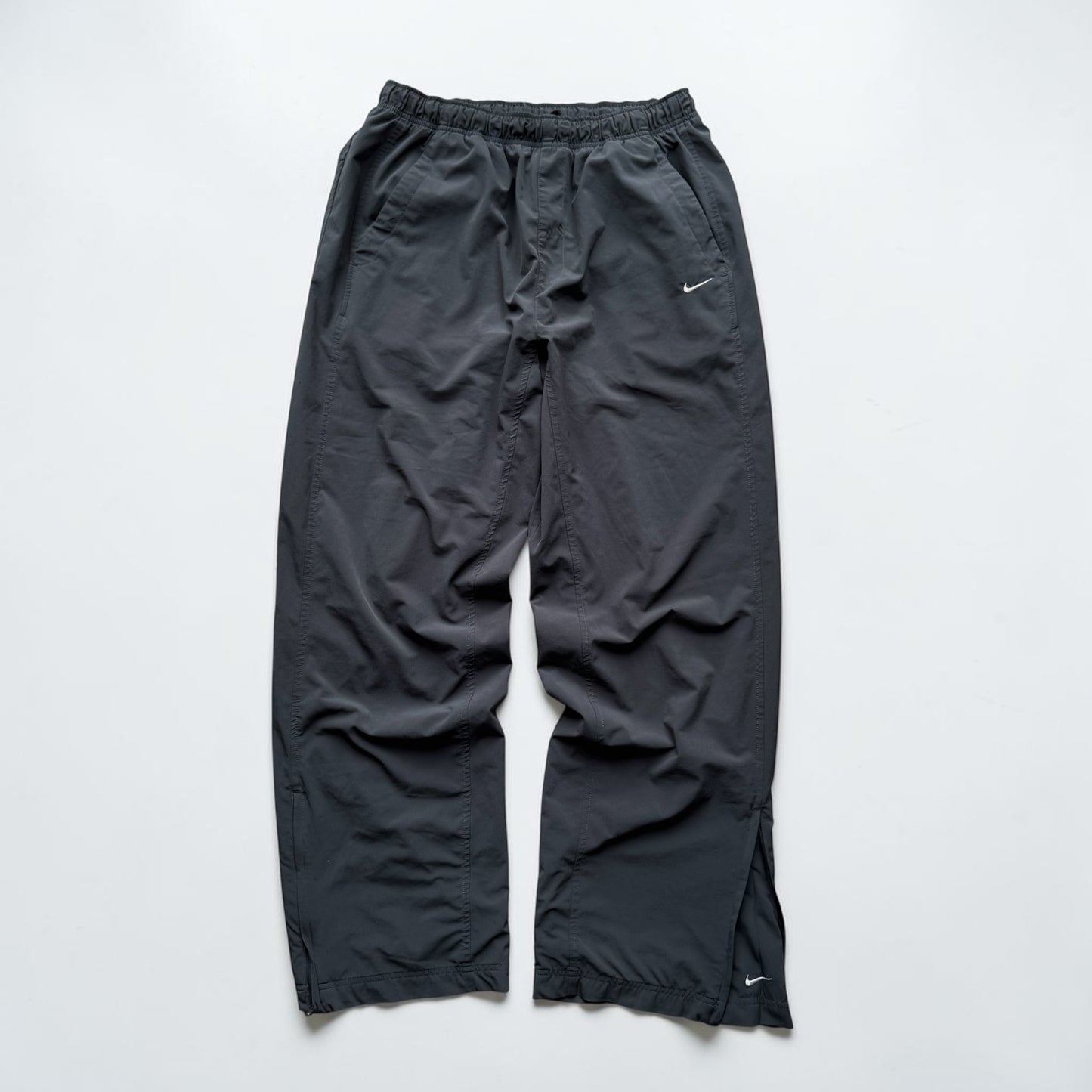 SUPER RARE 2000s Baggy Nike Trackpants Grey *PREMIUM* - (L)