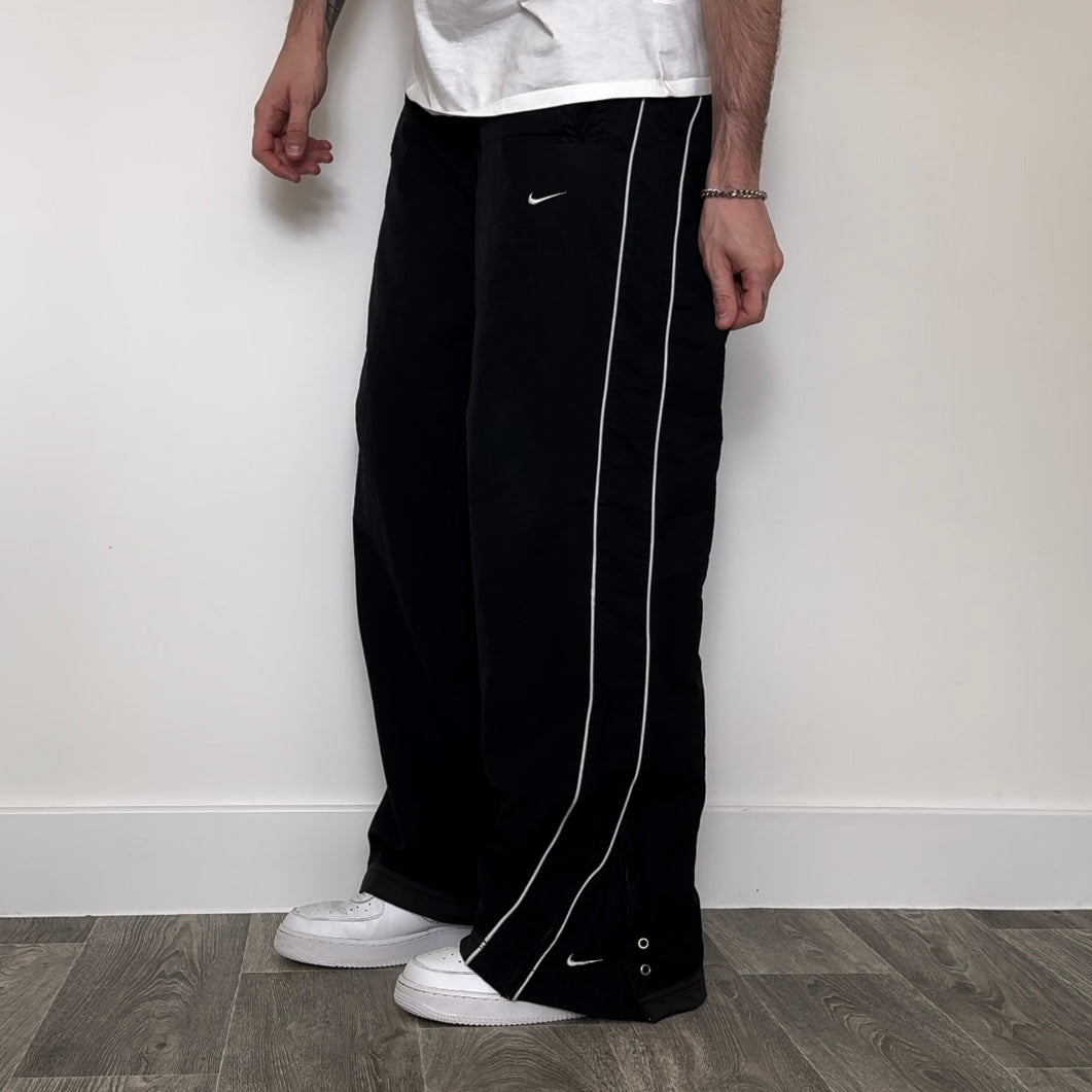 SUPER RARE 2000s Baggy Nike Trackpants Black - (L)