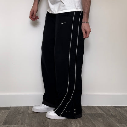 SUPER RARE 2000s Baggy Nike Trackpants Black - (L)