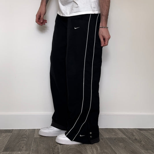SUPER RARE 2000s Baggy Nike Trackpants Black - (L)