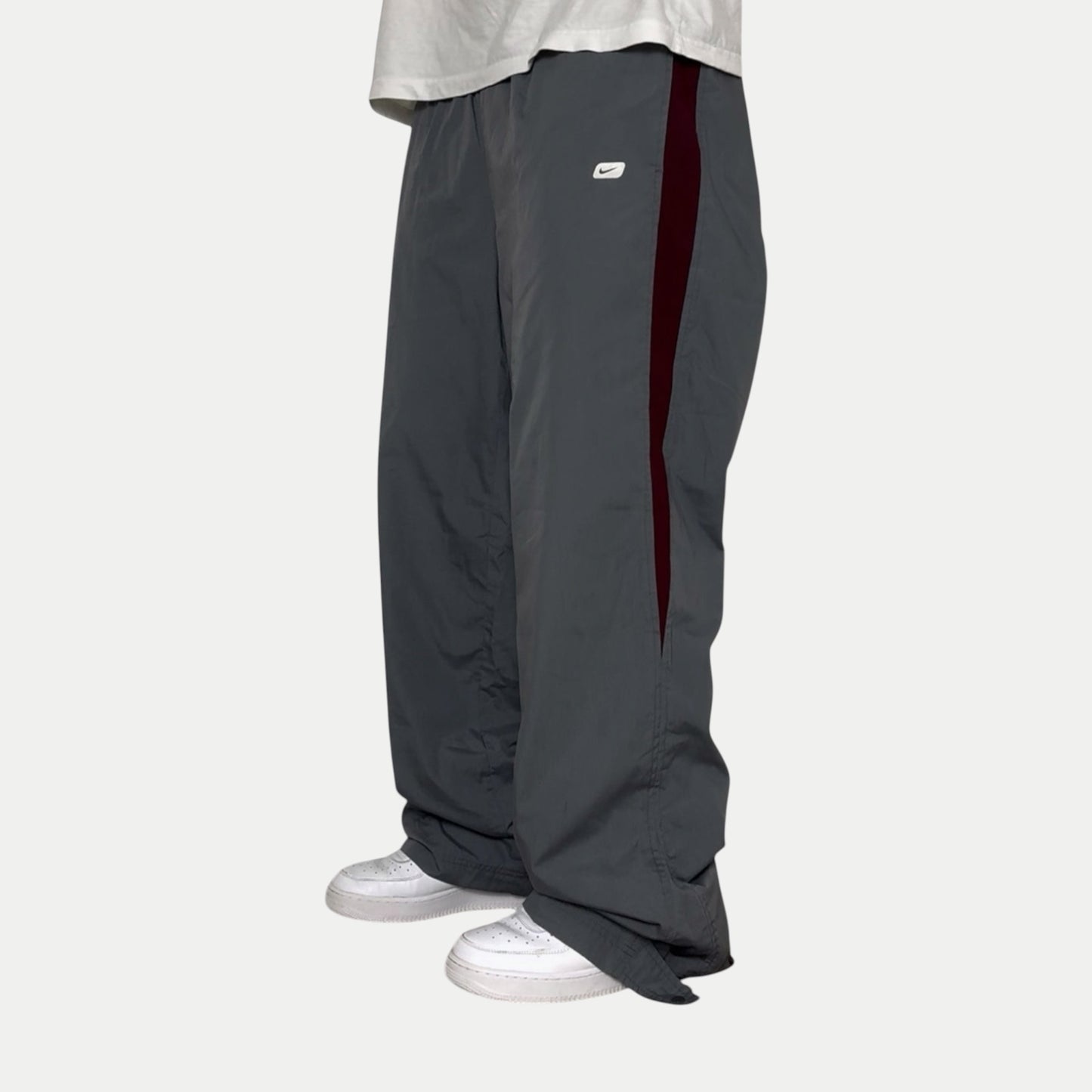 RARE 2000s Nike Trackpants Grey - (L)