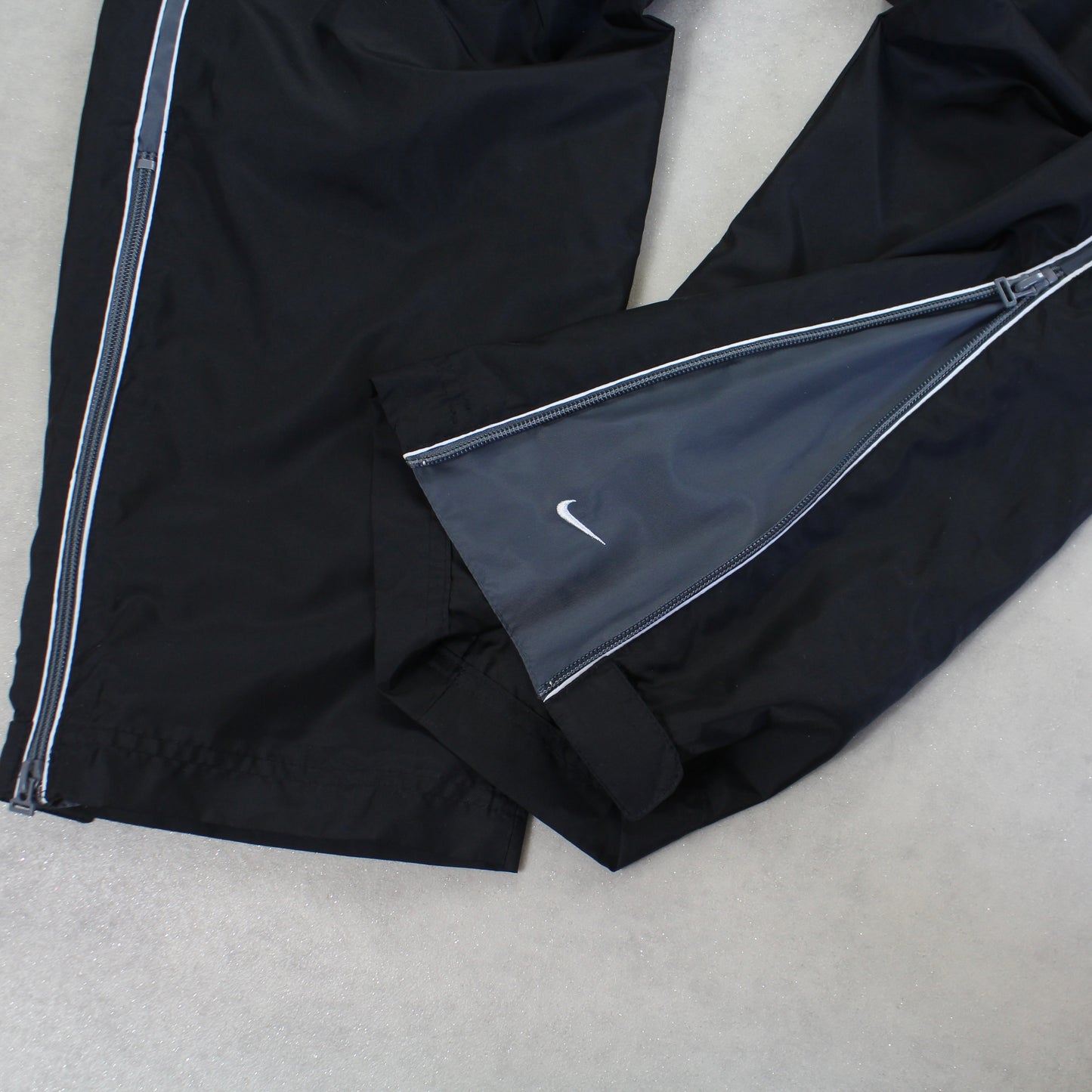 RARE 1990s Nike Trackpants Black - (M)