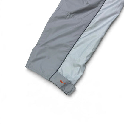 RARE 2000s Nike Trackpants Grey - (L)