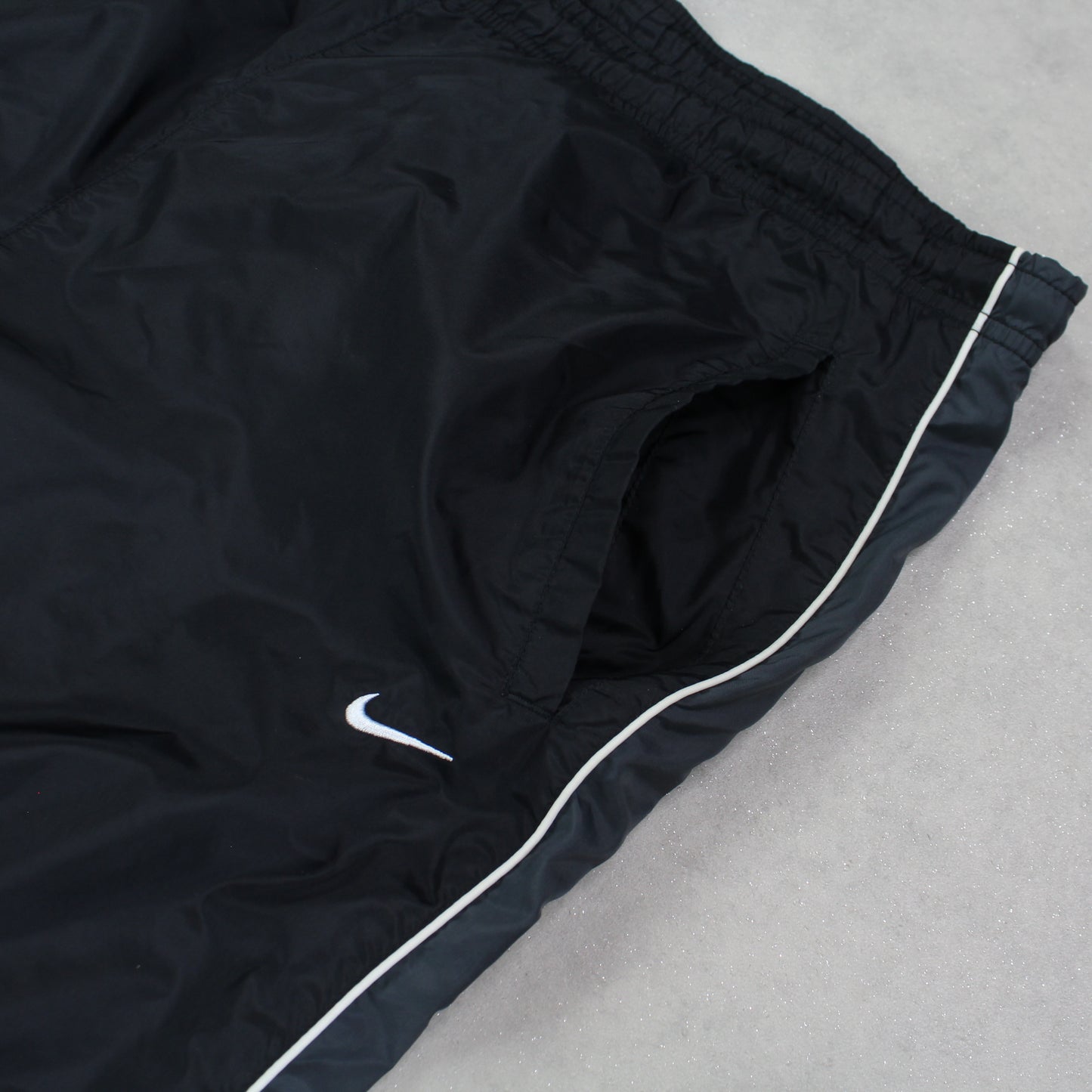 RARE 2000s Baggy Nike Trackpants Black - (M)