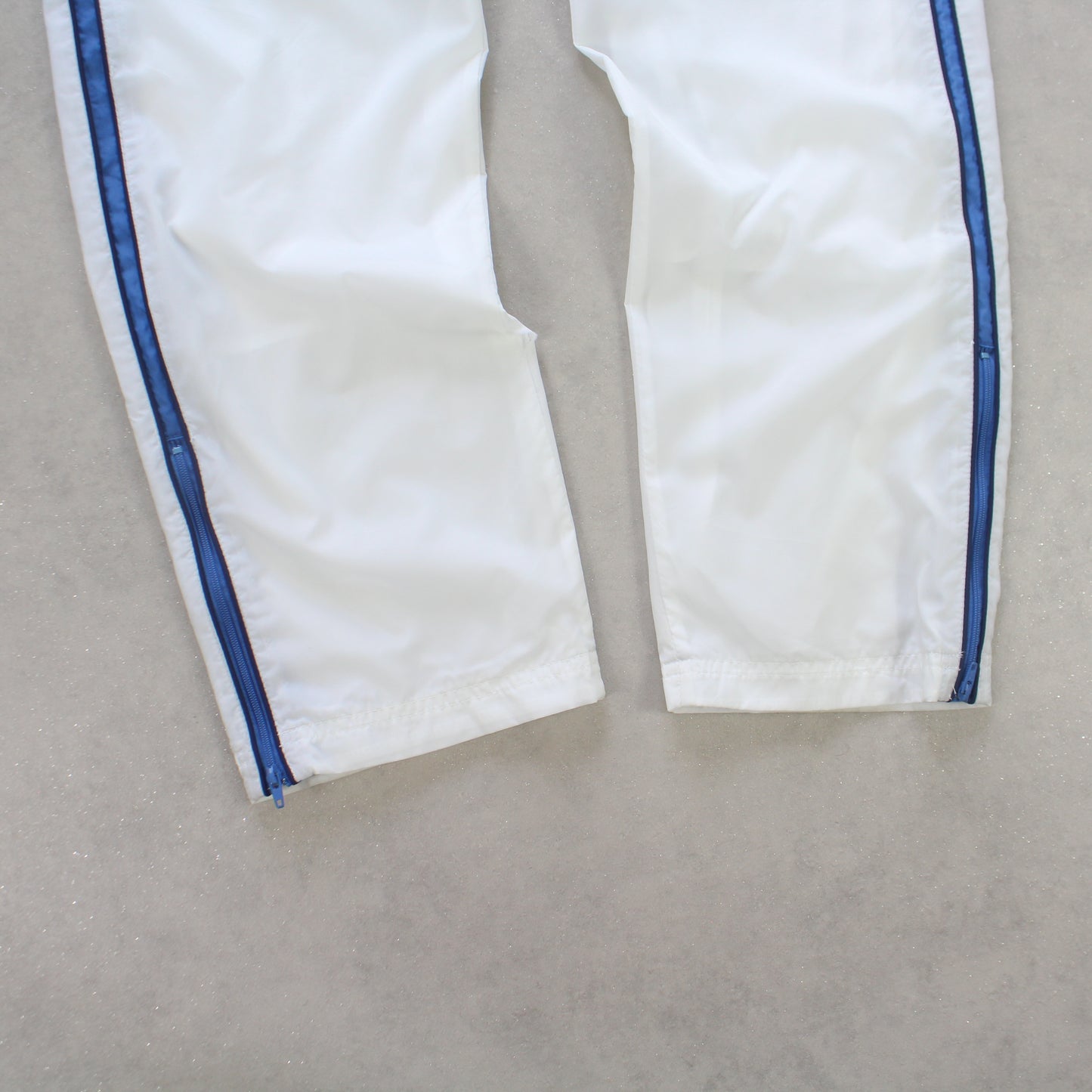 SUPER RARE 2000s Nike Trackpants White - (S)