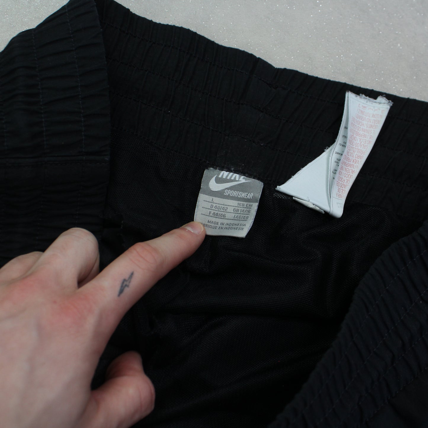 RARE Vintage 00s Nike Trackpants Black - (L)