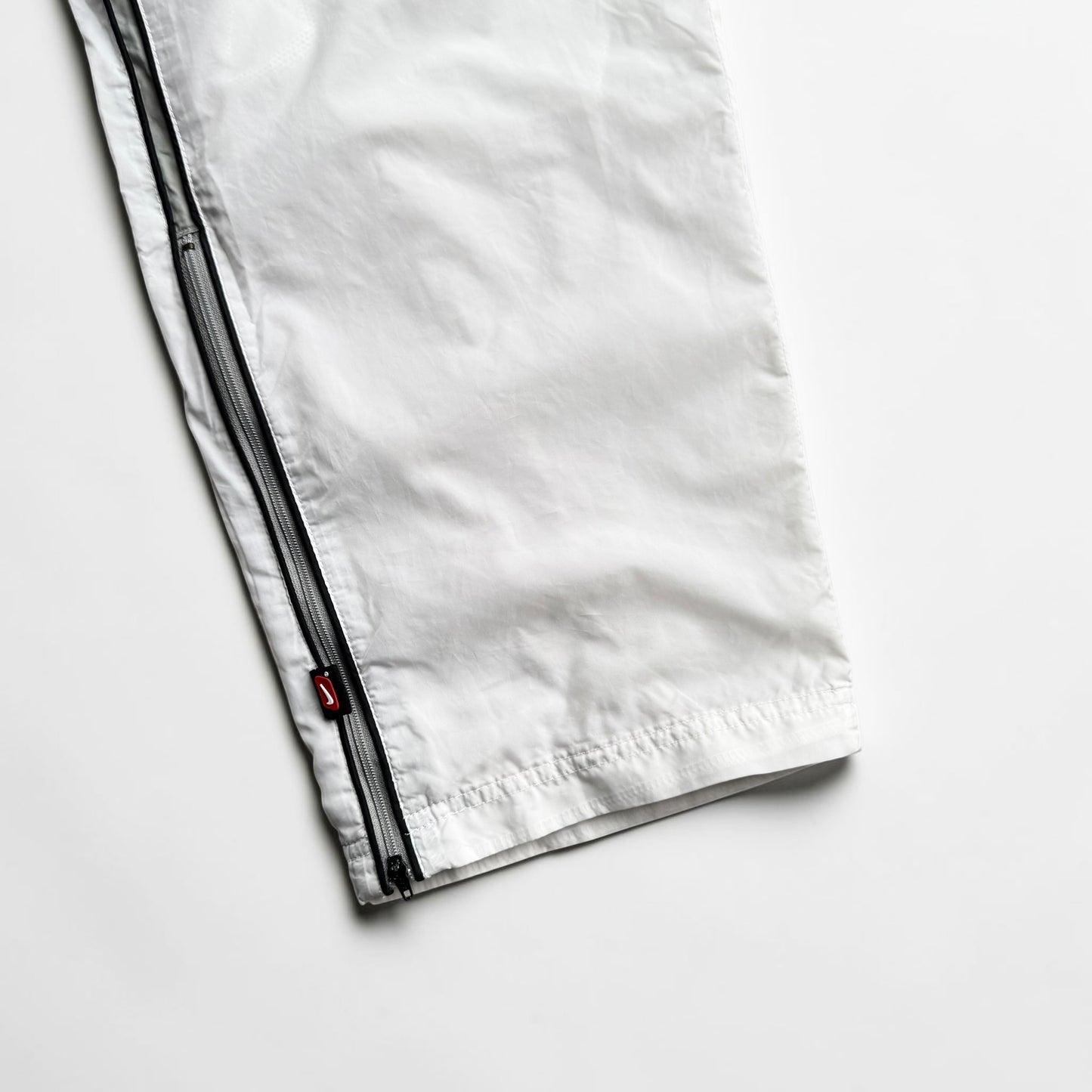 SUPER RARE 2000s Nike Trackpants White *PREMIUM* - (L)