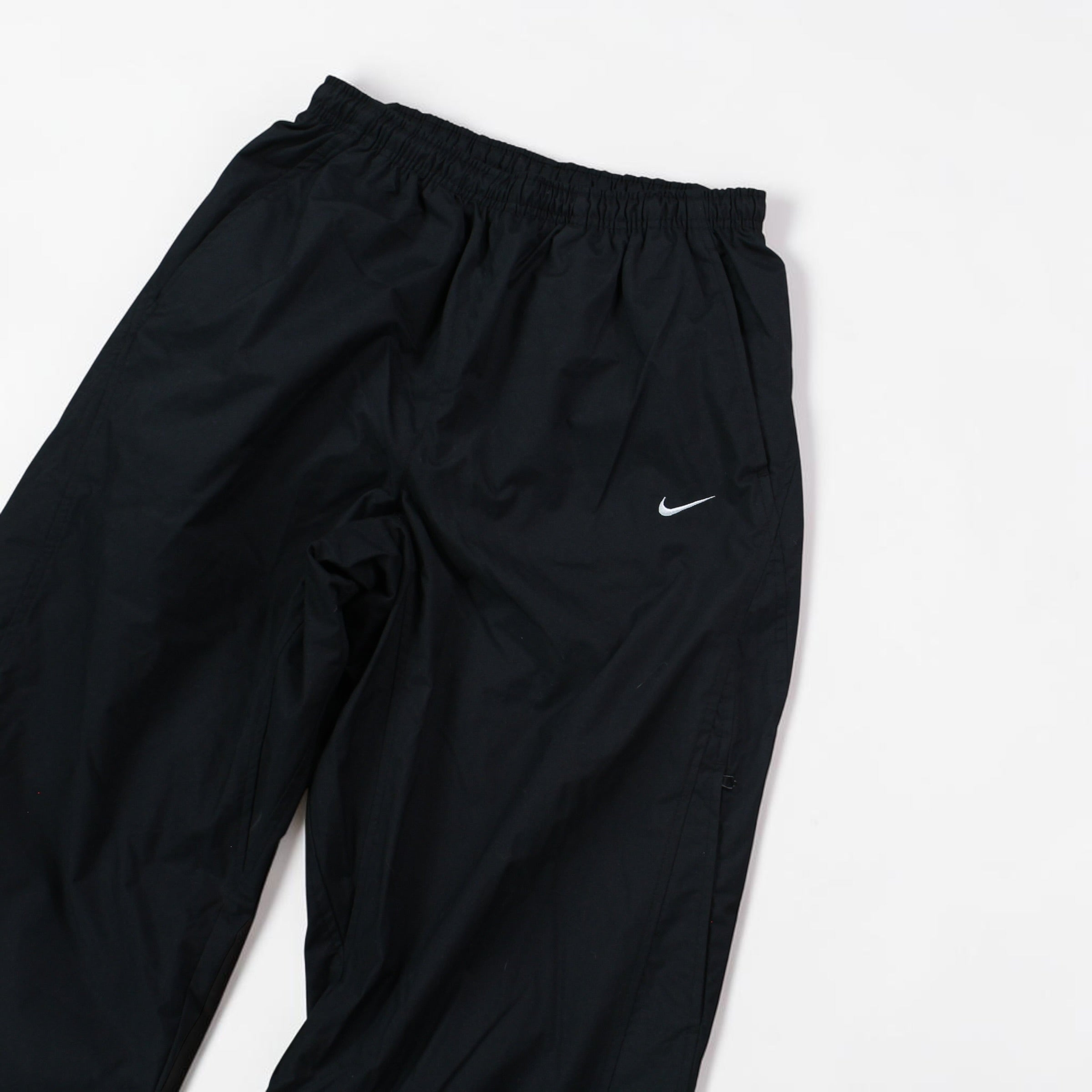 archive Nike 00s buggy tech pants ナイロン RARE 2000s Baggy Nike Trackpants Black - (S) – Refined Retro
