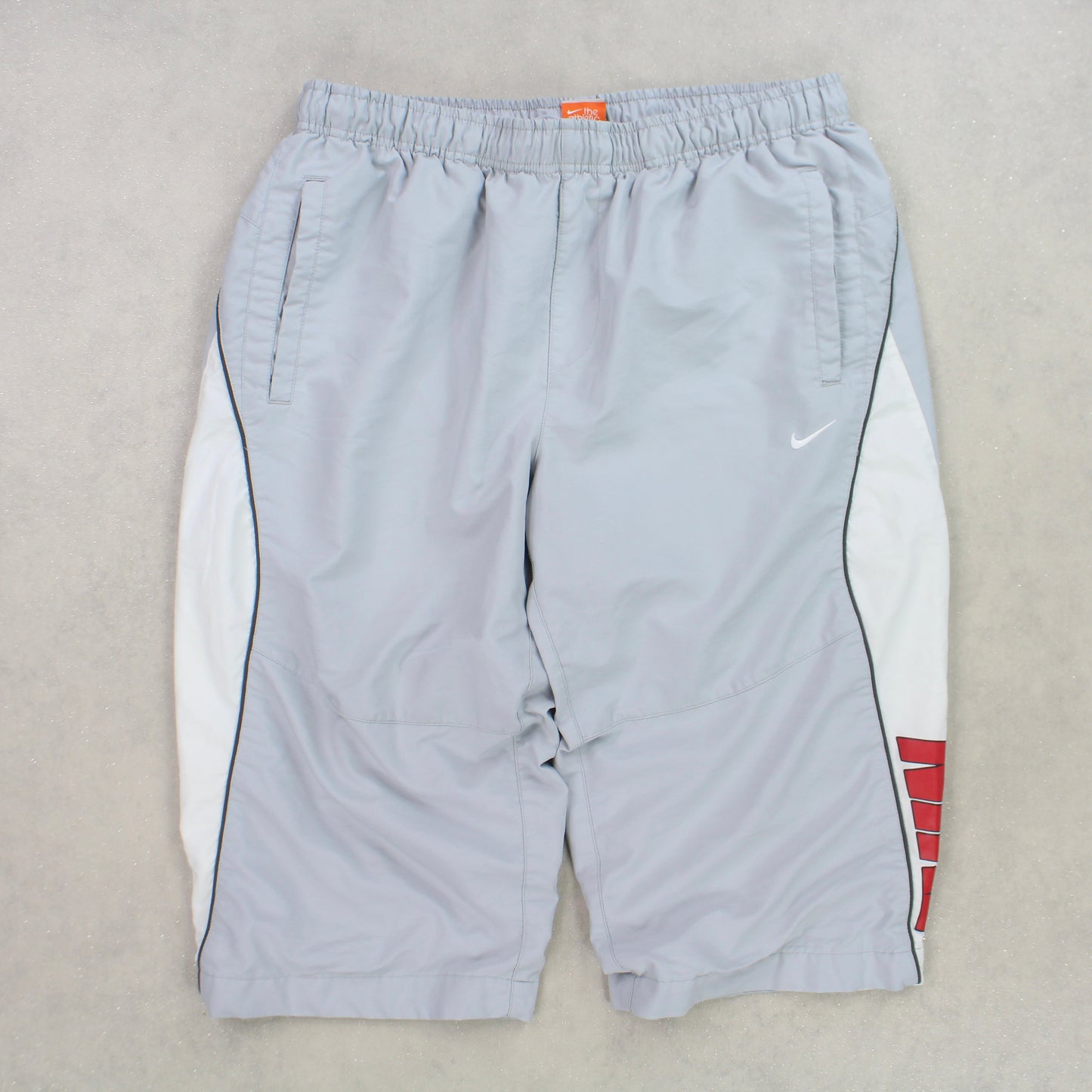 RARE 00s Nike Track 3/4 Shorts Grey - (L)