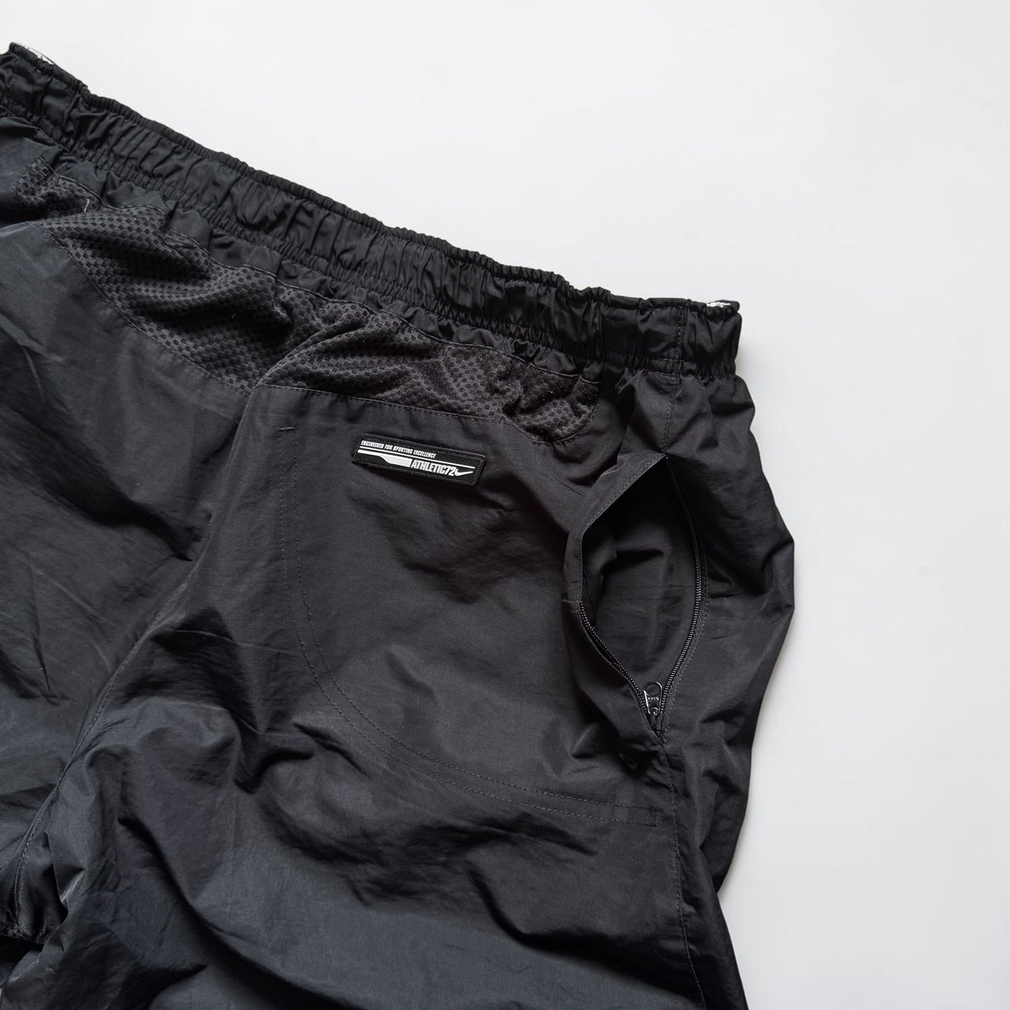 SUPER RARE 2000s Baggy Nike Trackpants Black *PREMIUM* - (L)