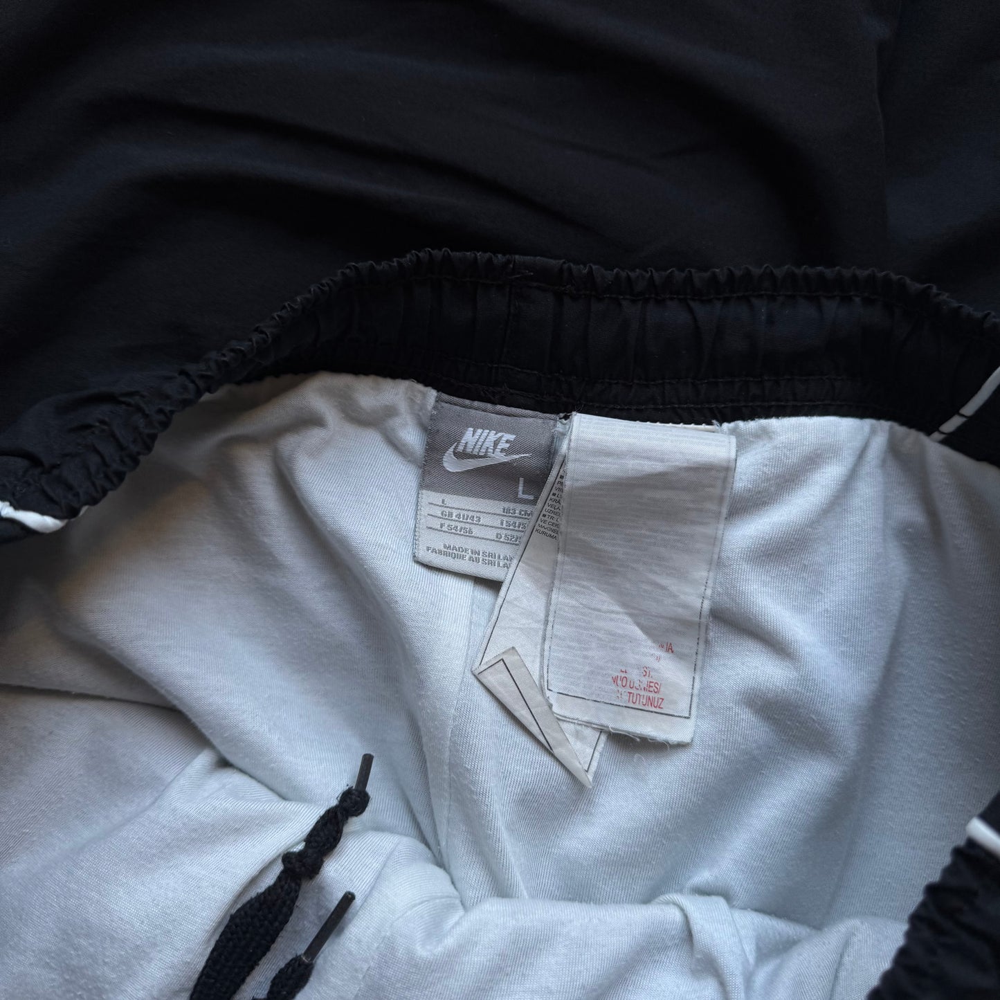 SUPER RARE 2000s Baggy Nike Trackpants Black *PREMIUM* - (L)