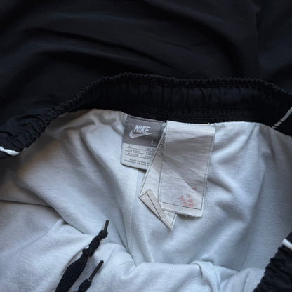 SUPER RARE 2000s Baggy Nike Trackpants Black *PREMIUM* - (L)