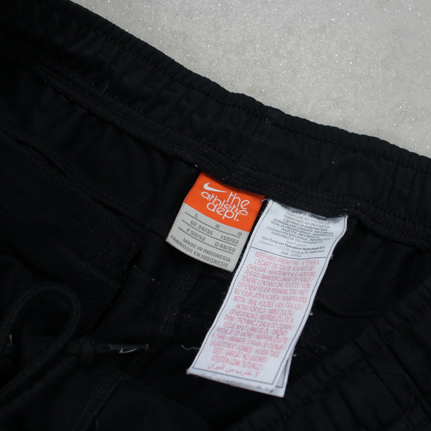 RARE 2000s Nike Trackpants Black - (L)