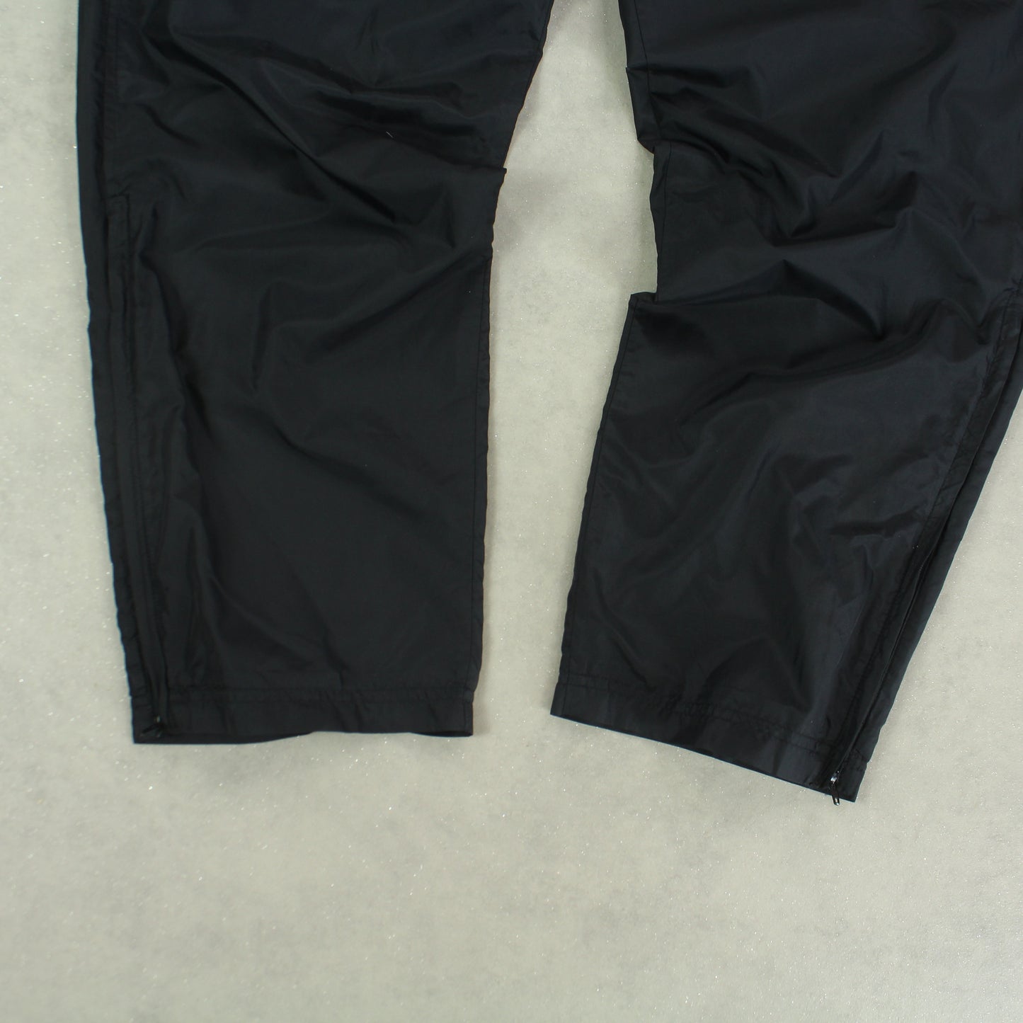 SUPER RARE 2000s Nike Trackpants Black - (S)