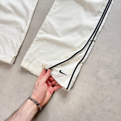 SUPER RARE 2000s Baggy Nike Trackpants - (M)