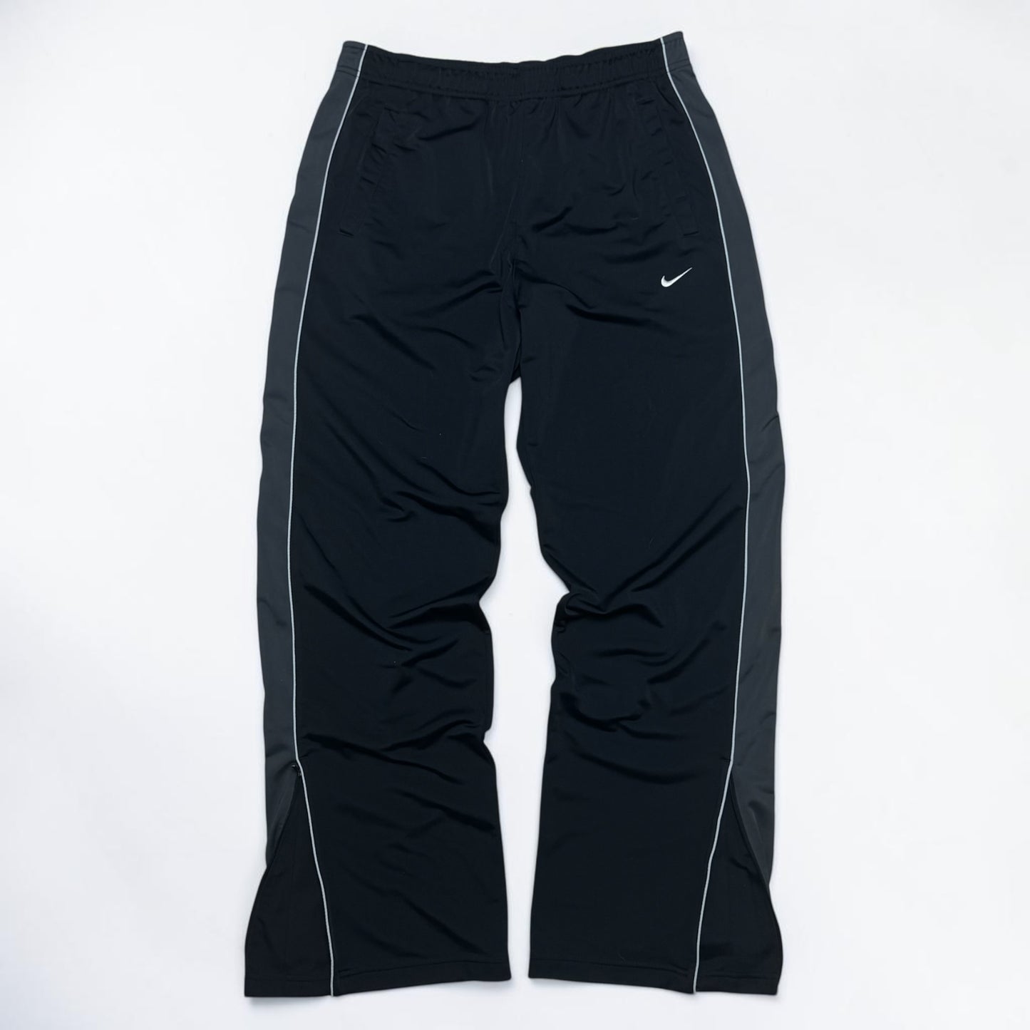 RARE 2000s Baggy Nike Trackpants Black - (L)