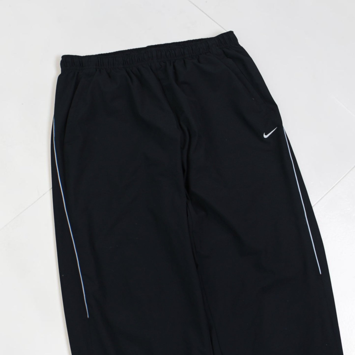 SELTENE Nike Trainingshose aus den 00ern, Schwarz – (L)