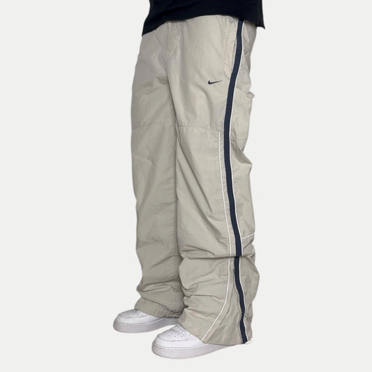RARE 2000s Baggy Nike Trackpants Cream - (M)