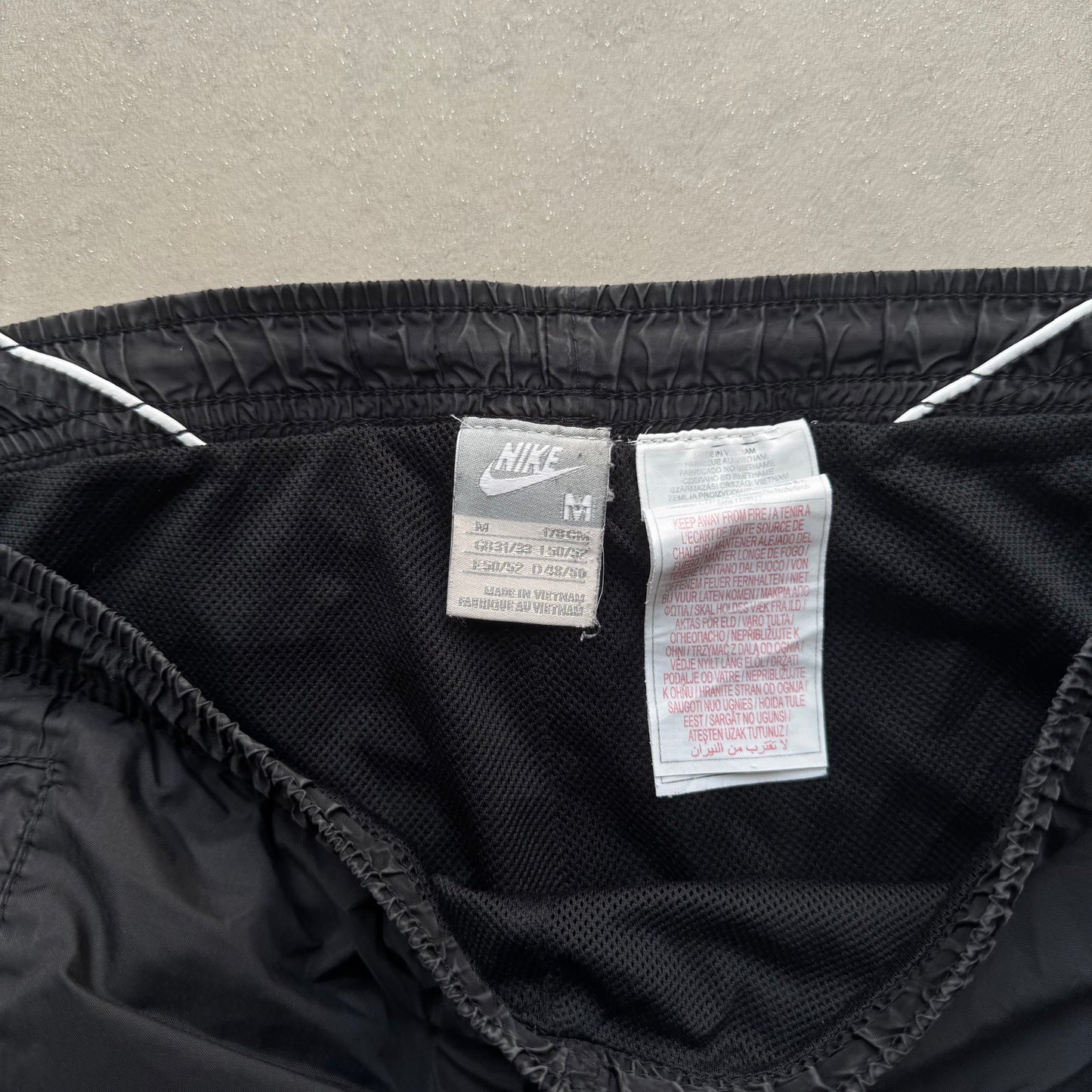SUPER RARE 2000s Nike Trackpants Black *PREMIUM* - (M)