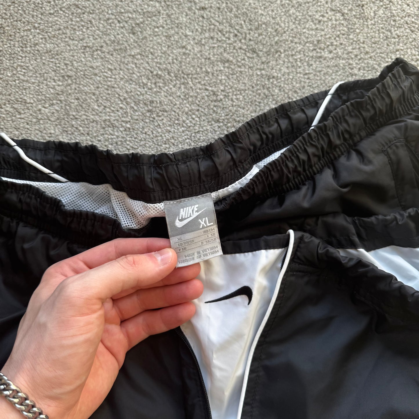 SUPER RARE 2000s Nike Trackpants Black *PREMIUM* - (XL)
