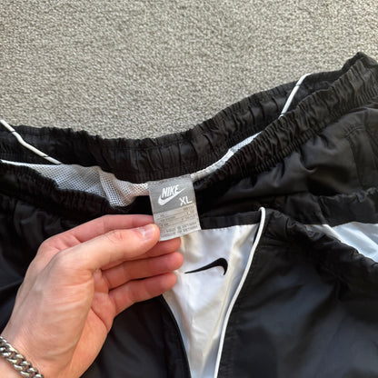 SUPER RARE 2000s Nike Trackpants Black *PREMIUM* - (XL)