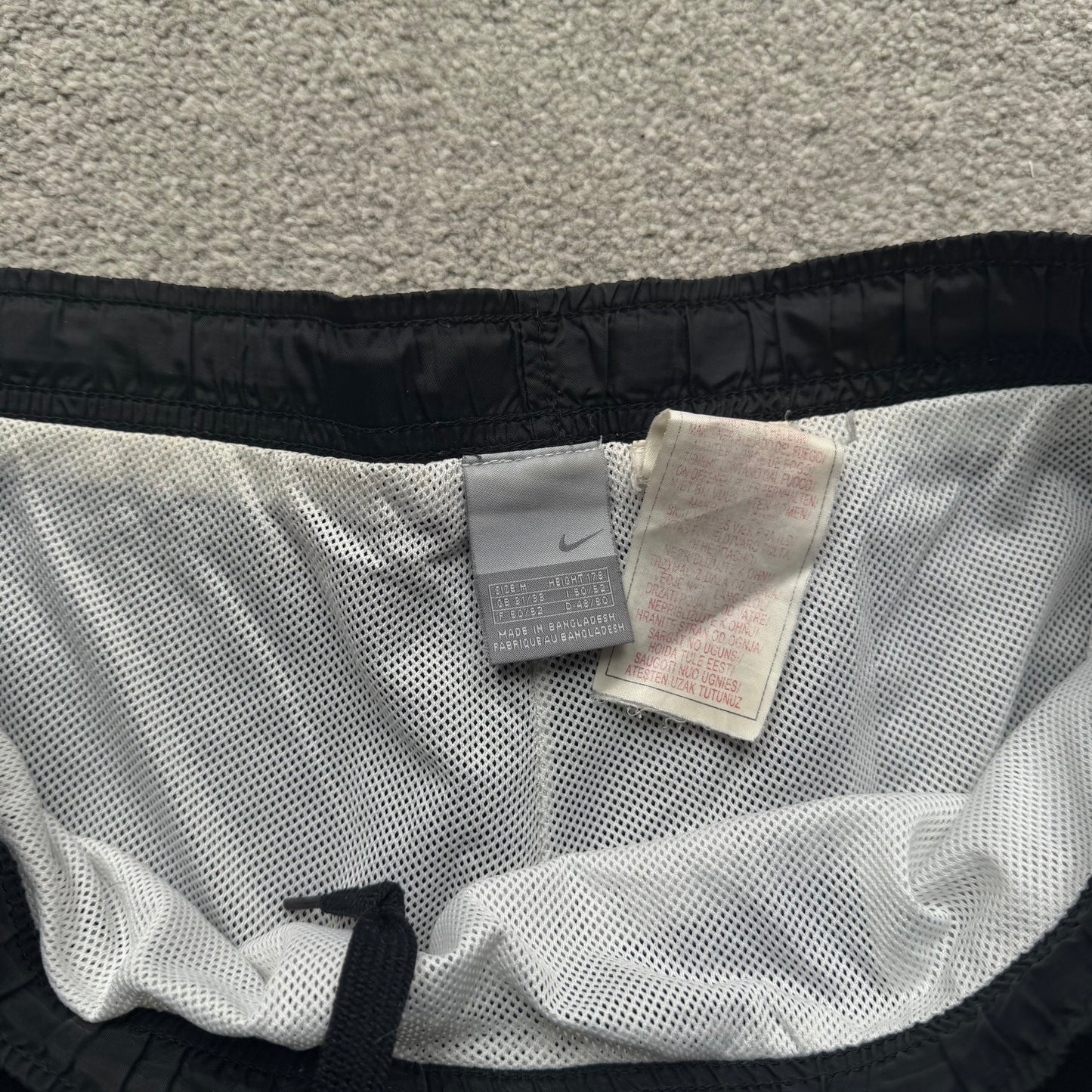 SUPER RARE 2000s Nike Trackpants Black - (M)