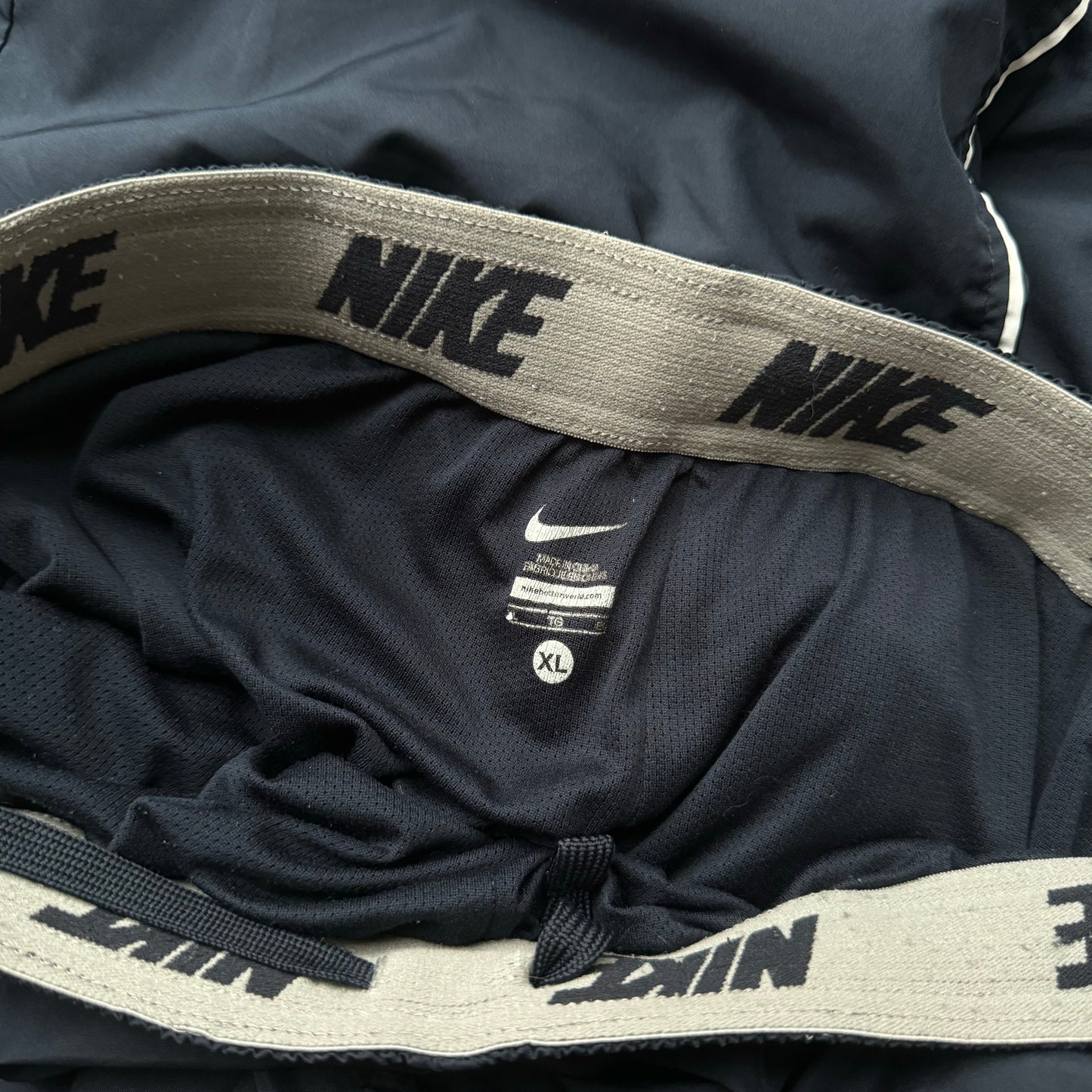 RARE 2000s Nike Trackpants Navy - (L)